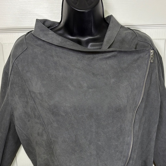 BLANKNYC Women’s Gray Asymmetrical Moto Zip Jacket Size Medium - Picture 2 of 8